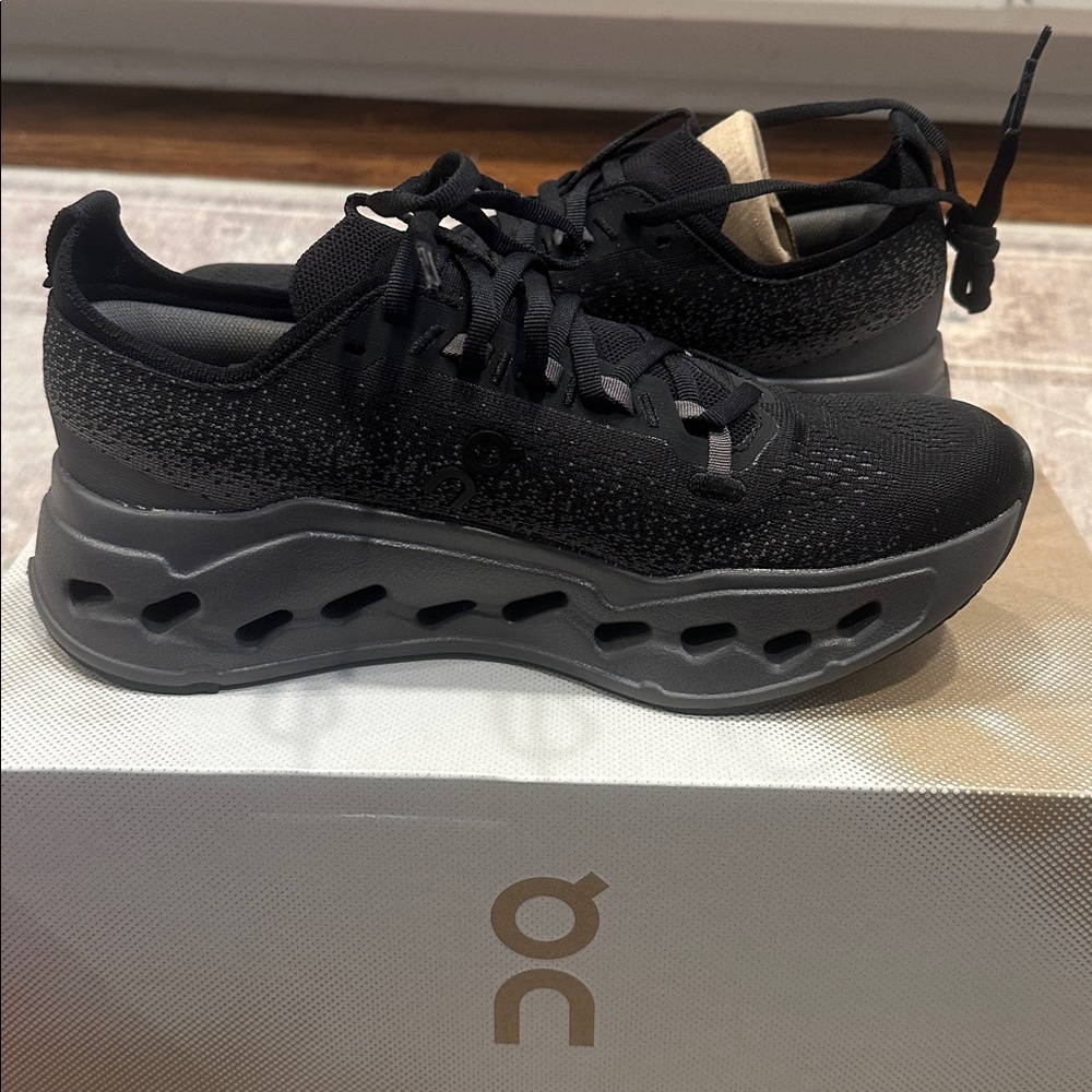 NWT Black Cloudsurfer Max - Picture 4 of 5